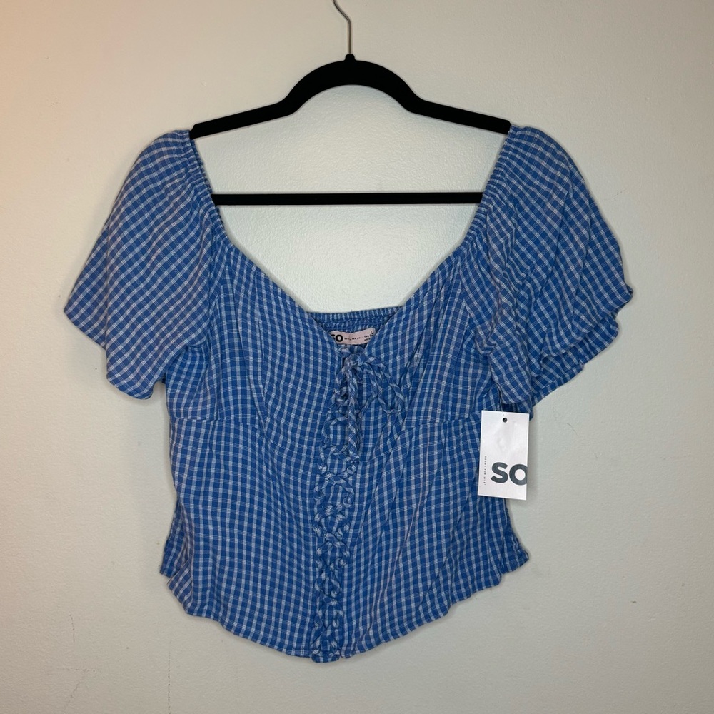 Woman’s Large Plaid Tiny Top with tie front